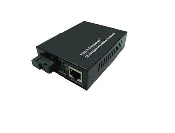 Το μαύρο χρώμα rj-45 μετατροπέας MEDIA Ethernet οπτικών ινών Sc ισχύει για το δίκτυο ευρέως φάσματος πανεπιστημιουπόλεων